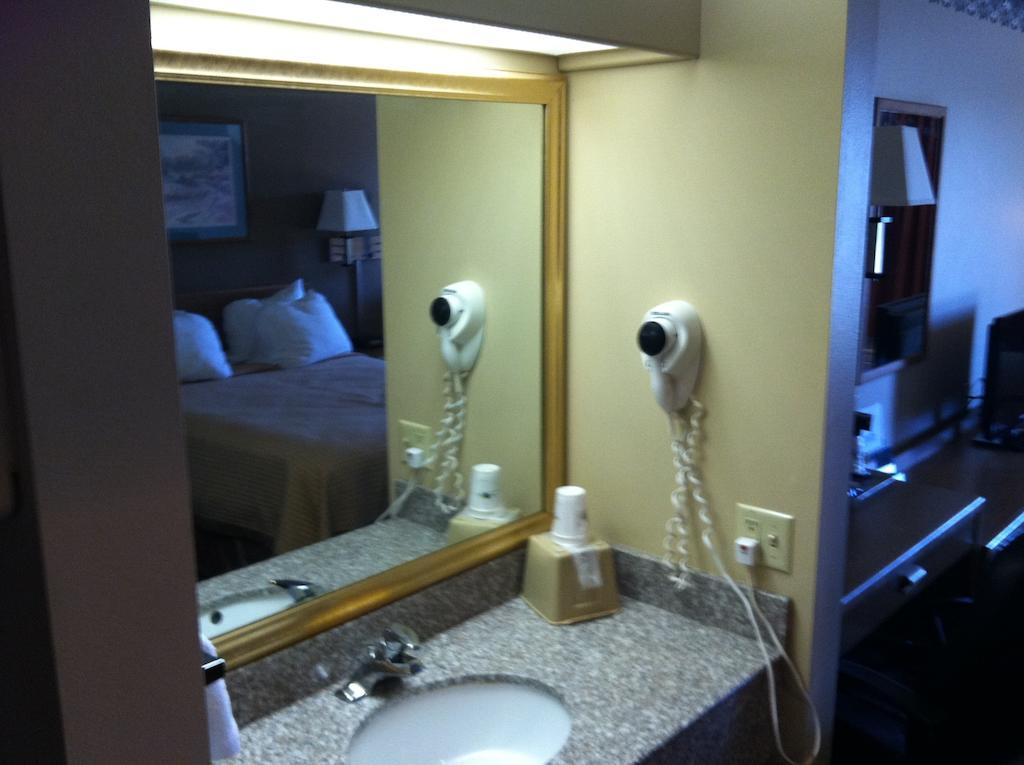 Hotel Days By Wyndham 2*