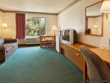 Days By Wyndham Hotel Worthington