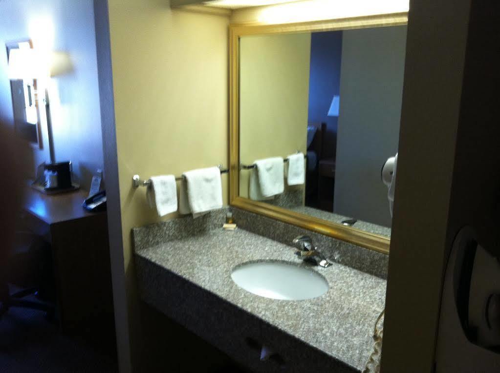 Days By Wyndham Hotel Worthington